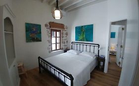 Amaranti House N Art